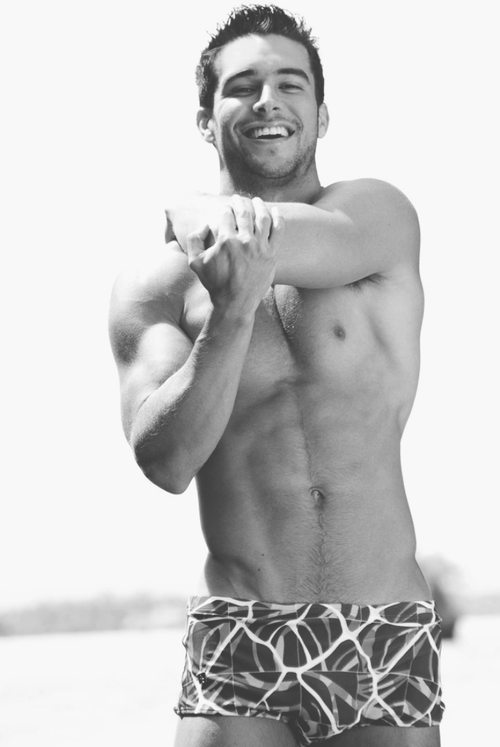 thehottestblokes: thehottestbloeks.tumblr.com Celebration of Male BeautyFollow me at f