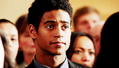  Alfred Enoch in How to Get Away With Murder 1x01 