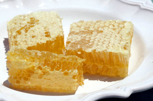 aradeia: Honey from Lugar do Olhar Feliz, southern Portugal.