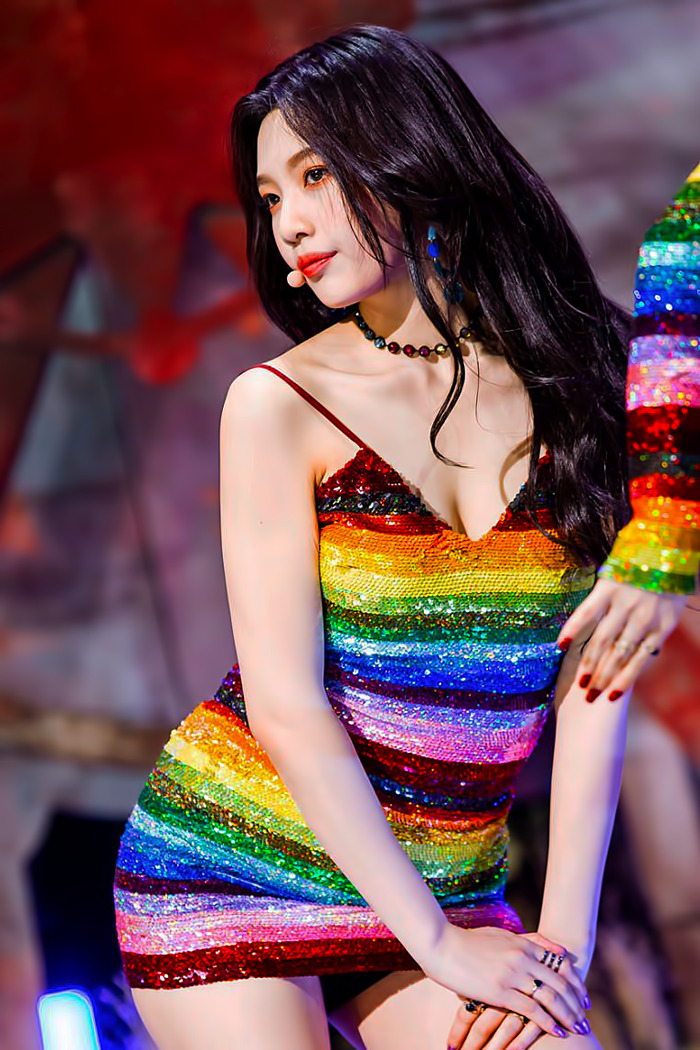 praksooyoung:  Favorite 2017 looks↳ [ 171119] Joy @ Inkigayo   