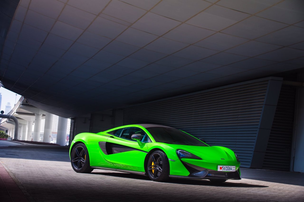 therealcarguys:  Start your Monday with something nice and bright. How about a McLaren