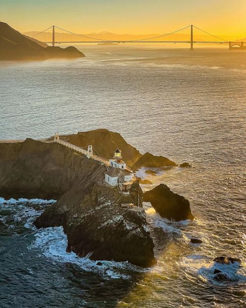 Just across the Golden Gate Bridge outside San Francisco, is the beautiful Point Bonita Lighthouse. 