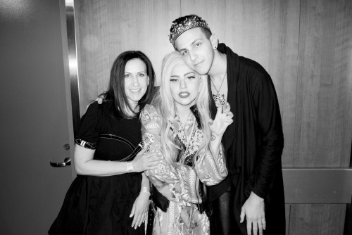 Sex terrysdiary:  Gaga with Mother and Son Little pictures