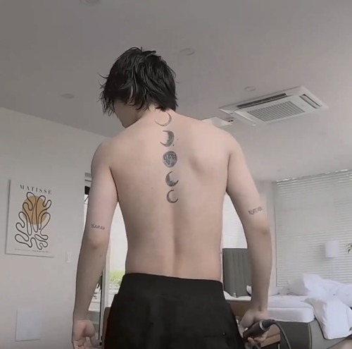 He's Extremely Hot And He Did This To Drive Me Utterly Insane