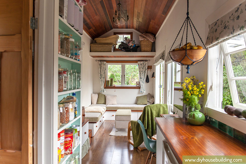 tinyhousedarling:  DIY House Building PLANS - $89 for Framing Plans I want this home!