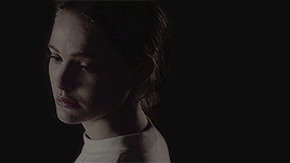 anakinsnut: Do you remember your real mother? She was very beautiful. Kind, but sad.