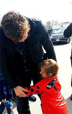 lenaoffassy:  lokihiddleston: Like when he takes her little hand.  I can’t breathe