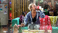 bigbangsheldon:   The Big Bang Christmas Special 4/?  Happy Holidays from TBBT. 