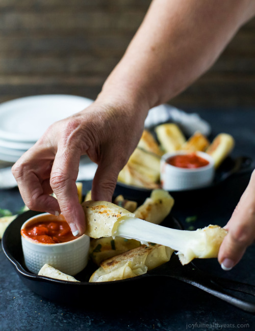 foodffs:Baked Mozzarella SticksFollow for recipesGet your FoodFfs stuff here