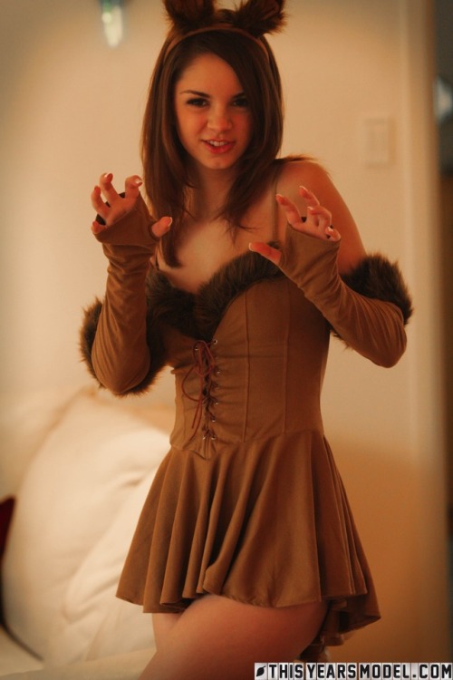 dreamgirlsdaily:    Aspen Martin Part 4 “Aspen Lion” Aspen’s a lion this year. Happy Halloween! My favorite active.Birthdate: Friday 4th of January 1991Birthplace: Colorado, United StatesEthnicity: CaucasianProfession: Adult ModelHair color: BrownEye