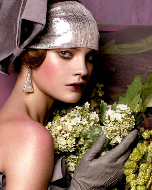 lelaid - Natalia Vodianova by Steven Meisel for Vogue, May 2007