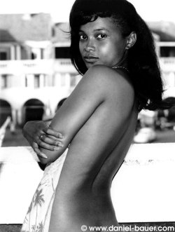 portrait friday - madagascar beauty in the