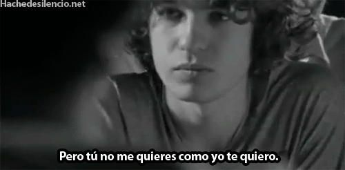 finjamosestarbien:  Porque tu me quieres,Pero yo te AMO! &gt;:’c