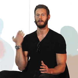 hotfamousmen:  Tom Hopper