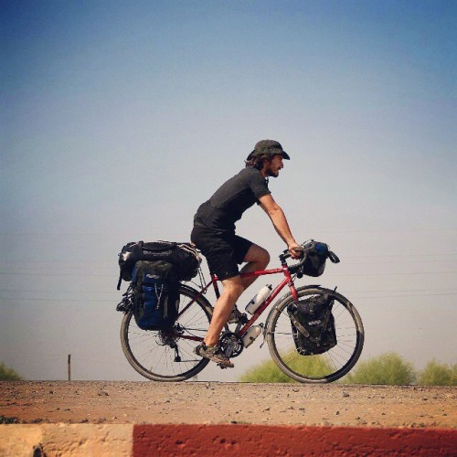 pedaled-japan: The desertic Uzbekistan is left behind. Now for @miguelgatoo is time to meet Tajikist