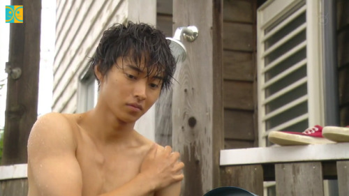 Kento really did grow his muscles a lot