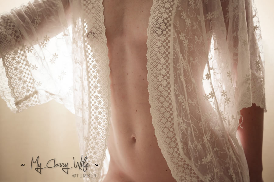 myclassywife:  nakednewsgirl:Happy Happy Birthday! I hope you have a great day!~