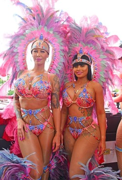 amberrosedaily:  Amber Rose and Blac Chyna in their GODDESS form in Trinidad !