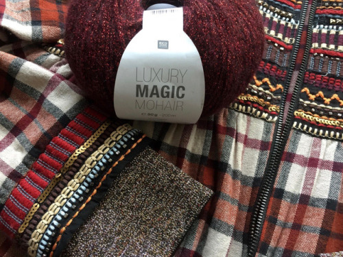 MAGIC MAGIC … my new jacket from ZARA Premium Denim Collection and a perfectly matching yarn 