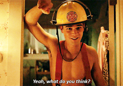 BETTY AND ARCHIE In Riverdale 5x08 Chapter Eighty-Four: Lock & Key