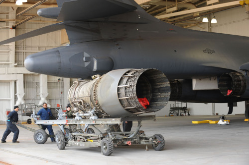 rocketumbl:  B-1B 