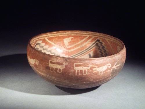 Fourmile Polychrome bowl of the Anasazi people.  Artist unknown; ca. 1350-1400.  Now in the Brooklyn