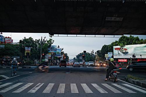 Under the Pasopati Bridge. Get your prints here.