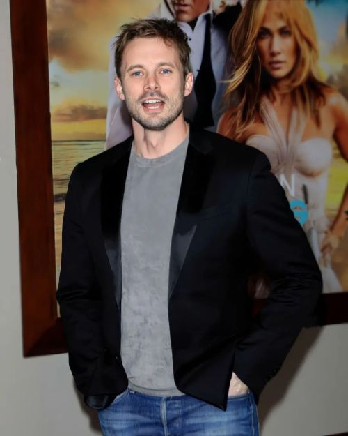 Bradley James - Premiere Shotgun Wedding !
