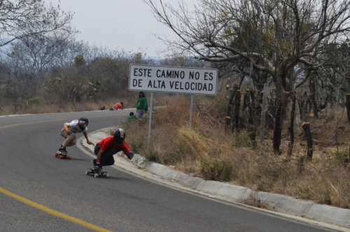 This time we got the chance to go to the IDF Race “Laguna DH Race 3″ at Atoyac, Jal