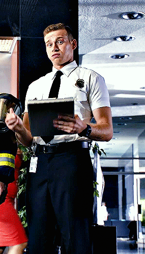 Fire Marshall Buck 9-1-1 - S03E04 - Triggers