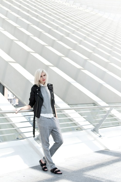 fashion-clue:  balmain-vogue:  Want to gain active followers? Click here!  www.fashionclue.net | Fashion Tumblr, Street Wear & Outfits