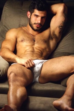 takemetobedandlosemeforever:  Diego Altino