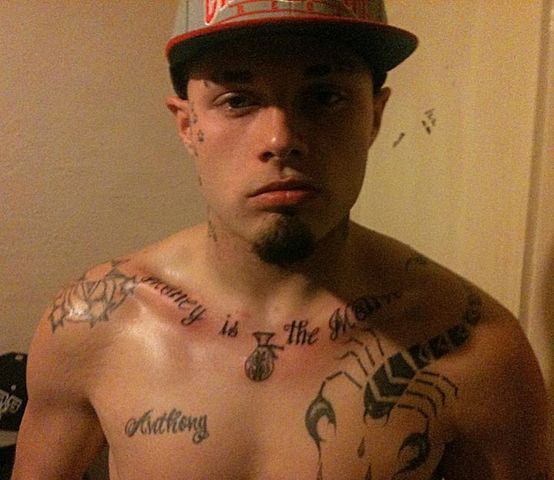 traps-n-trade:  Traps-N-Trade follow us on Tumblr! The BEST blog on Tumblr for Thug