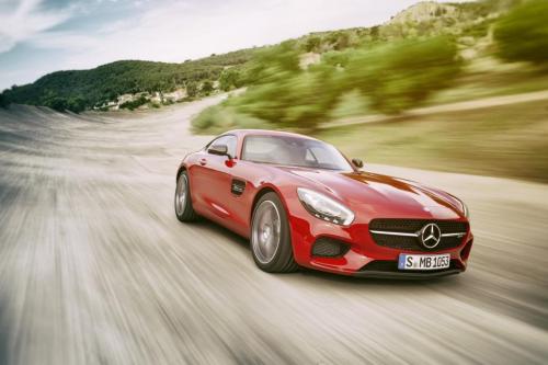 yahooautos:  New Mercedes-AMG GT revealed as potential Porsche 911 beater Mercedes-Benz unveiled an all-new grand tourer today in Germany; the Mercedes-Benz AMG GT. The new car draws its inspiration from the days when AMG started as a race engine designer
