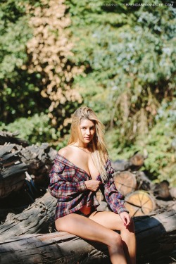 savannaheleven:  an old photo of me in the woods, enjoy