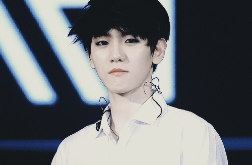 mochiwon:  Baekhyun’s hairporn 