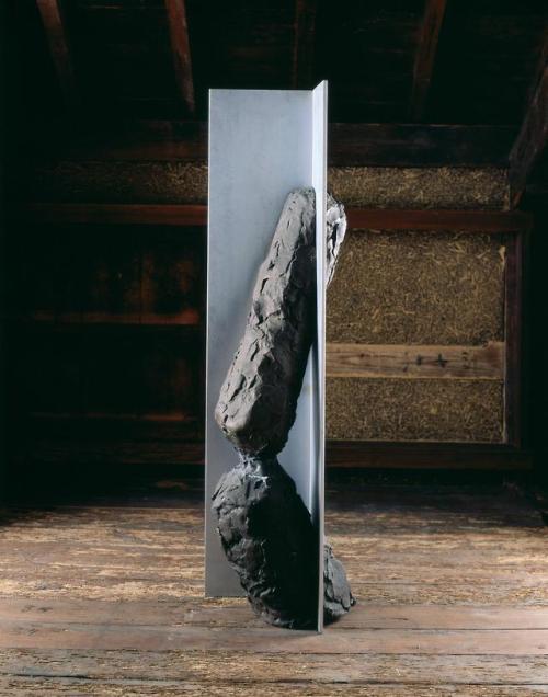 Isamu Noguchi, The Inhabitant, 1962-63, bronze, aluminumPhoto: Akira TakahashiThe Noguchi Museum Arc