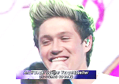   niall performing lwwy in music station      