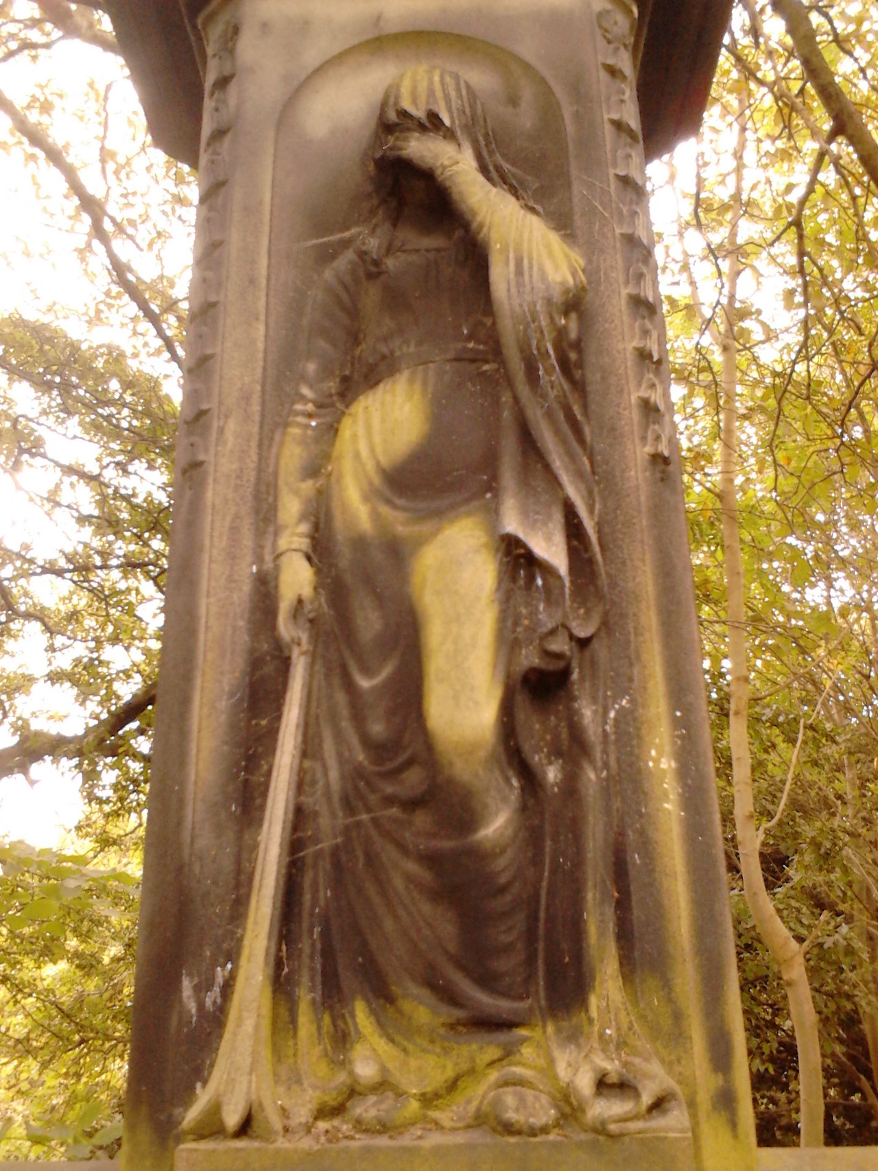 SIGHT OF THE TOMBS