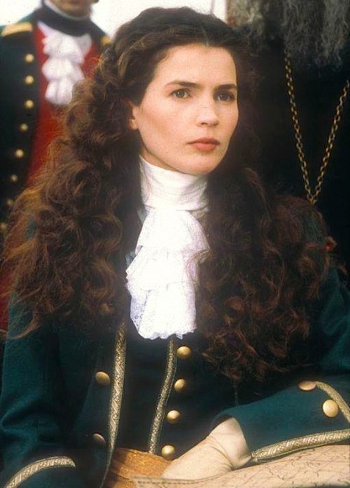 mademoisellelapiquante - Julia Ormond as Catherine the Great...