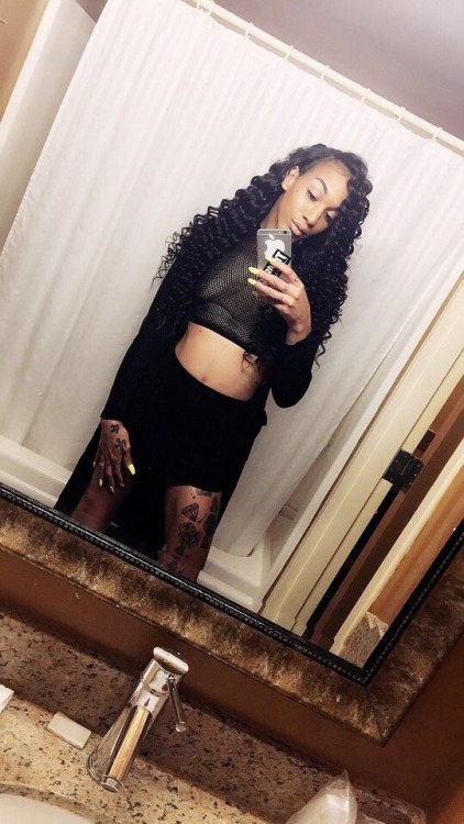 trannylovernyc:  Chicago got a beautiful one😍❤️😍❤️😍❤️  TS afton  FOLLOW‼️😍  @yourhighnessafton
