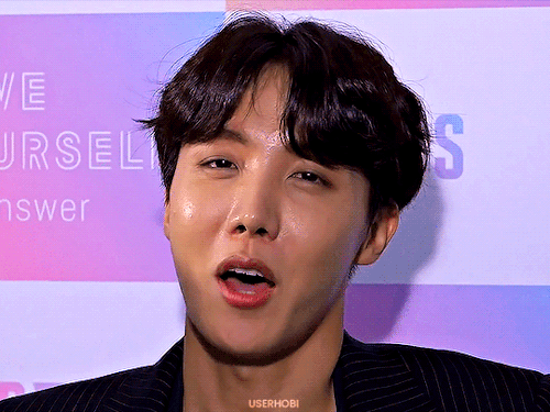 DESCRIBE YOURSELF IN THREE WORDSHOPE, PEACE, JUST DANCE