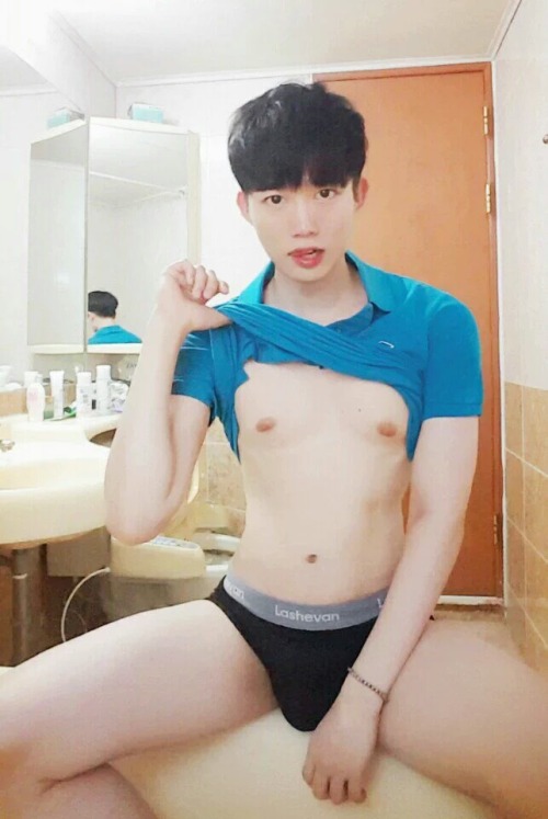 Sexy Korean gay