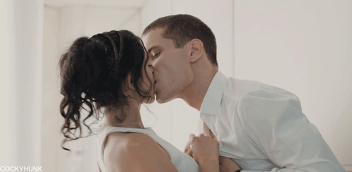 iloveyounghotgirls:  Young couple after prom