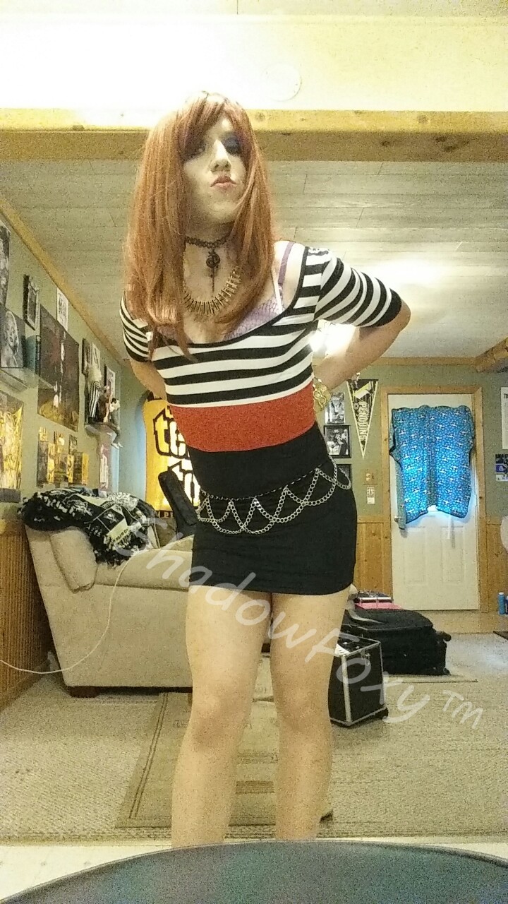 shadowfoxy:  A new dress. Red, white and black. This is taken at my friends house
