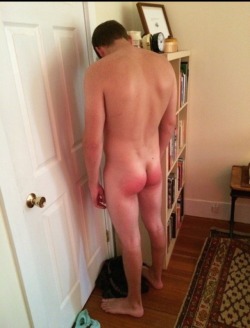 Briefsboy22: Otkhairbrush:  You Stand There And Think About Why You’re Naked With