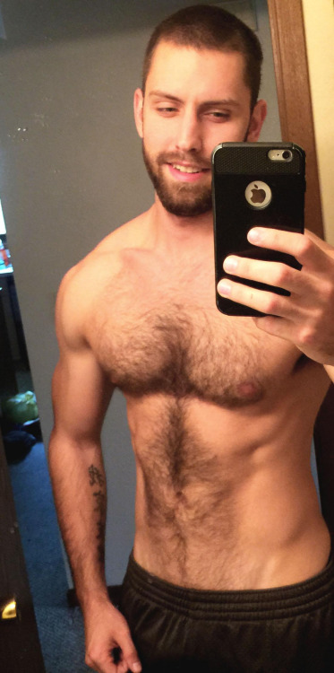 guyswithiphones-nude:  Guys with iPhones http://ift.tt/1bHkUpB