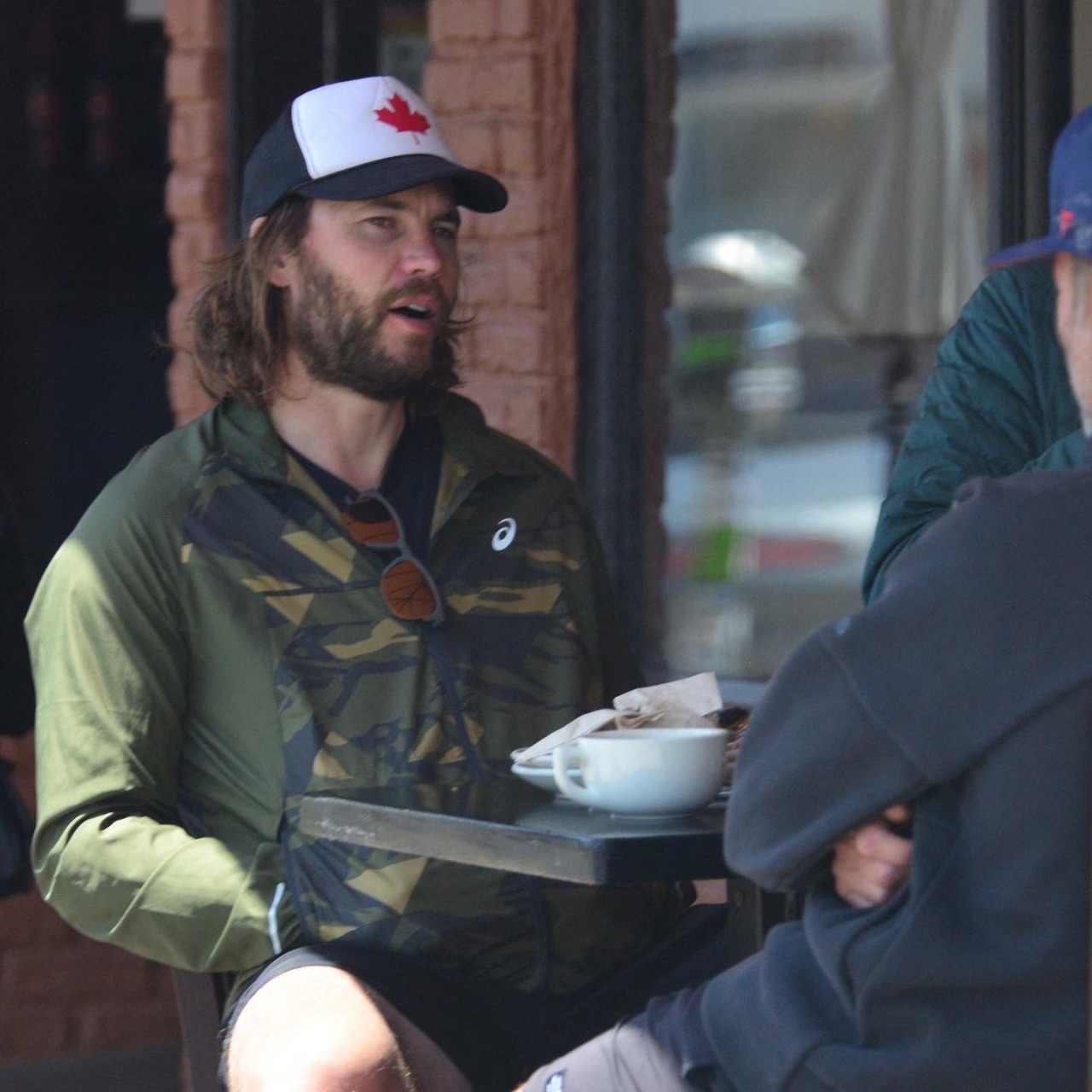 Your Daily Kitsch Taylor Spotted Out For Breakfast In La This Past