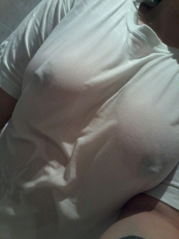 burgerfarms:  Technically not-topless Tuesday Hello double chin welcome to the party