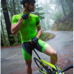 sportybulges:  Watch now the hottest sport bulges: guys wearing lycra or spandex, wrestlers, cyclists, riders, rowers, fighter and much more. Click here to find more FREE sporty BULGES now!